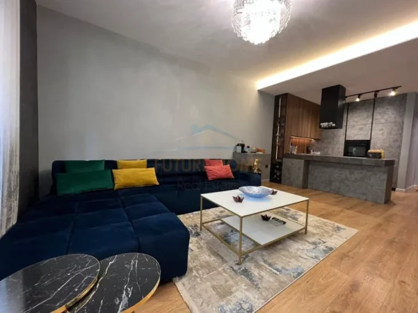 Tirane, shitet apartament 2+1+Ballkon Kati 2, 123 m² 290.000 € (LIQENI I THATE)