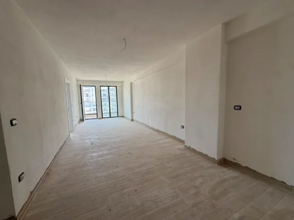 Tirane, shitet apartament 1+1+Ballkon Kati 8, 85 m² 150.000 € (Ish Fusha e Aviacionit)