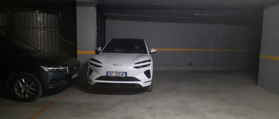 Post Parkimi Shkolla Baletit, nga pronari, pa komisione