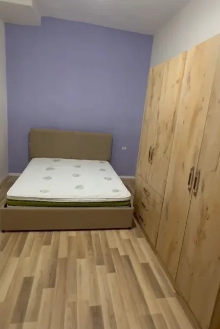 Tirane, jepet me qera apartament 2+1+Ballkon Kati 1, 105 m² 550 € (Blloku Vasil Shanto)