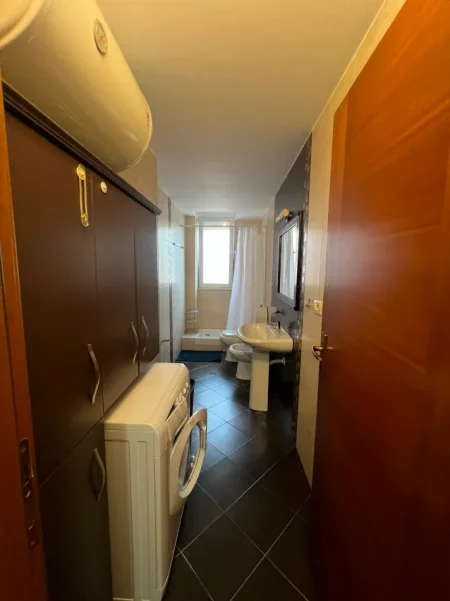 Tirane, jepet me qera apartament 2+1 Kati 2, 98 m² 700 € (Kodra e Diellit)