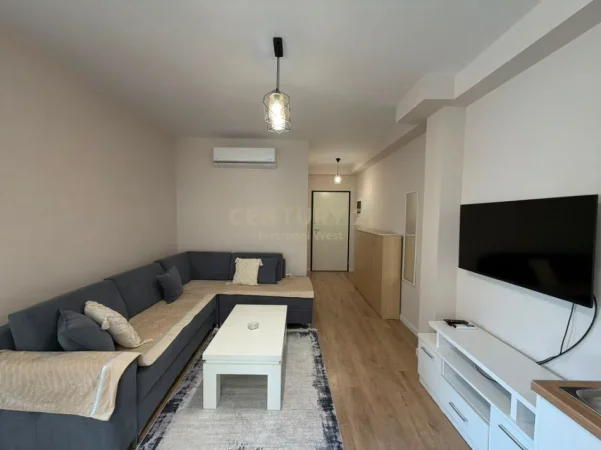 Tirane, jepet me qera apartament 1+1 Kati 2, 60 m² 600 € (Ish Tregu Elektrik)