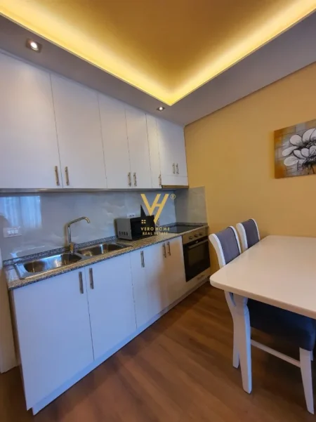 Tirane, jepet me qera apartament 1+1 Kati 5, 60 m² 370 € (RR.KONGRESI MANASTIRIT)