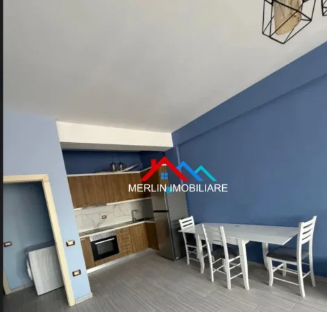 Tirane, jepet me qera apartament 1+1+Ballkon Kati 4, 60 m² 500 € (RRUGA TEODOR KEKO,ASTIR)