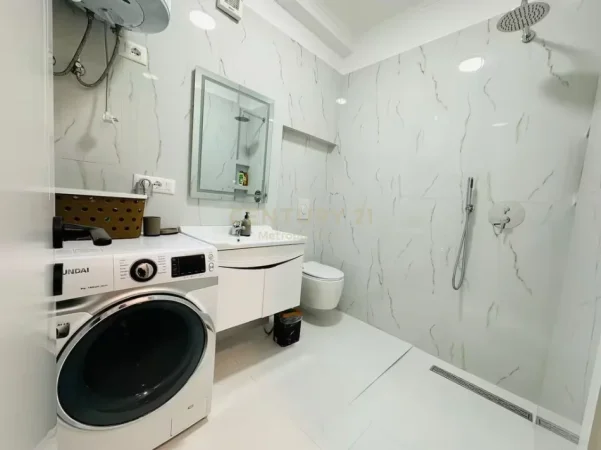 Tirane, jepet me qera garsonier Studio Kati 5, 40 m² 500 € (Xhamia e Tabakeve)