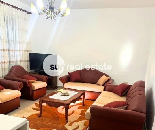Shkoder, jepet me qera shtepi 2+1 Kati 0, 96 m² (TEK ARRA E MADHE)