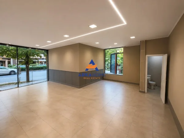 Tirane, jepet me qera ambjent biznesi Kati 0, 65 m² 1.718 € 
