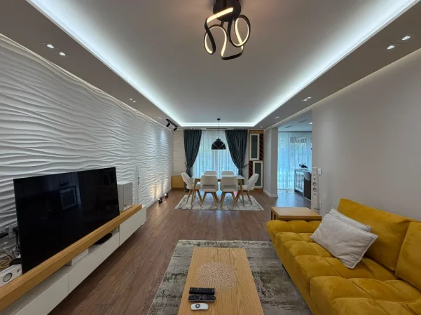 Tirane, shitet apartament 2+1 Kati 2, 106 m² 255.000 € (Laprake)