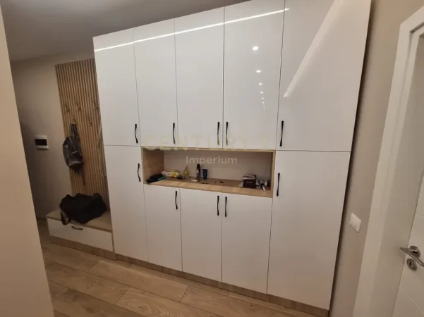 Tirane, jepet me qera apartament 1+1 Kati 3, 67 m² 590 € (Astir)