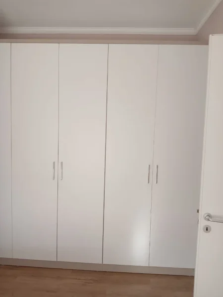 Tirane, jepet me qera apartament 1+1 Kati 9, 63 m² 500 € 
