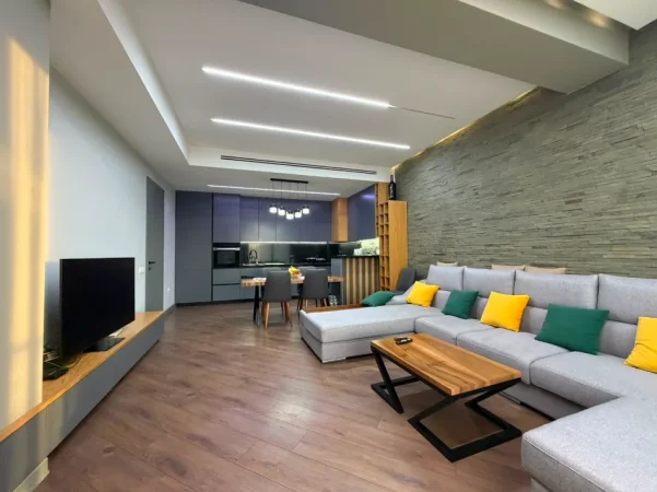 Tirane, shitet apartament 2+1+Ballkon Kati 5, 130 m² 390.000 € 