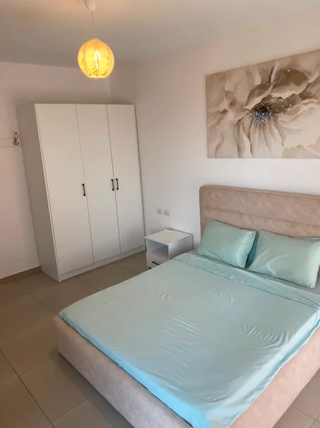 Tirane, jepet me qera apartament 2+1 , 114 m² 800 € 
