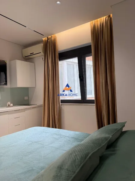Tirane, jepet me qera apartament 1+1+Ballkon Kati 5, 80 m² 1.300 € 