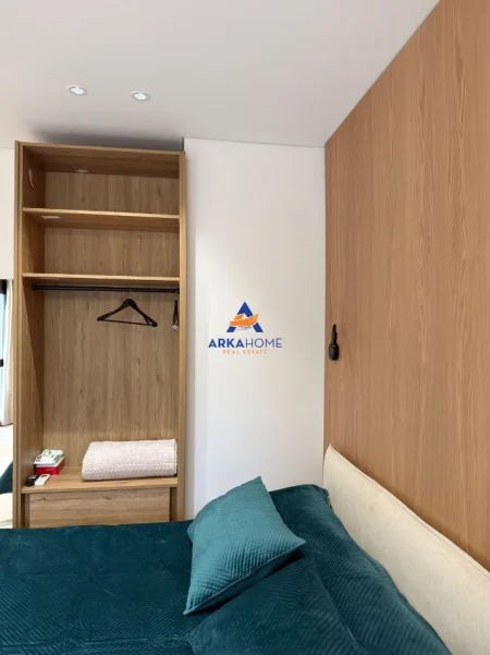 Tirane, jepet me qera apartament 1+1+Ballkon Kati 5, 80 m² 1.300 € 