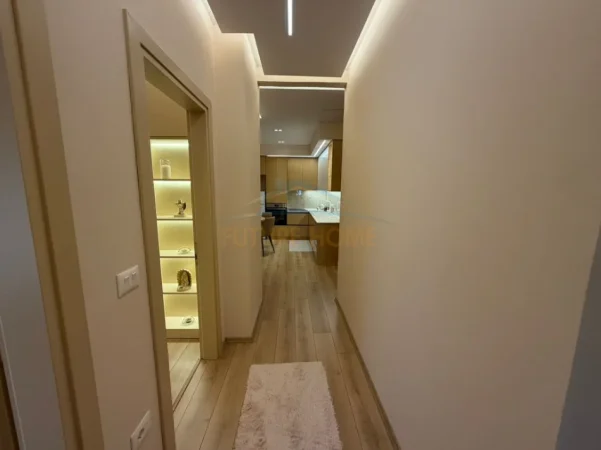 Tirane, jepet me qera apartament 2+1 Kati 5, 104 m² 850 € 
