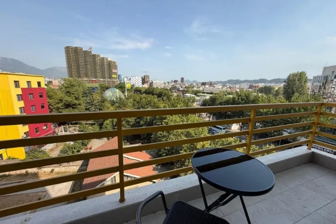 Tirane, jepet me qera apartament 1+1+Ballkon Kati 5, 65 m² 600 € (Dritan Hoxha)