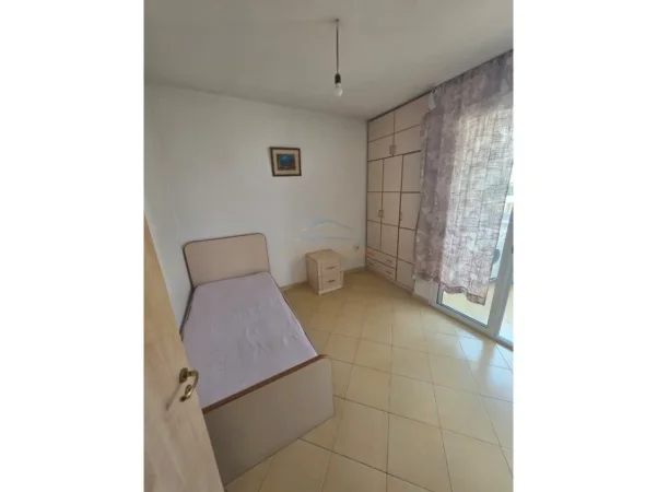 Tirane, shitet apartament 3+1 Kati 6, 100 m² 148.000 € 