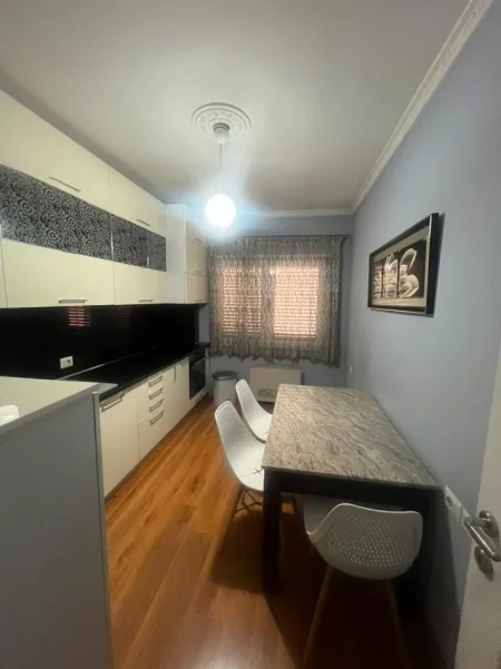 Tirane, shitet apartament 2+1 Kati 2, 114 m², 25,800,000 Lek (Don Bosko)
