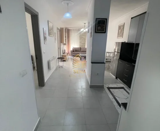 Tirane, jepet me qera apartament 2+1+Ballkon Kati 1, 100 m² 600 € (5 Maji)