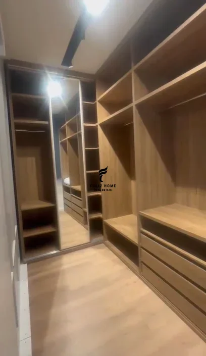 Tirane, jepet me qera apartament 2+1 Kati 3, 125 m² 1.200 € (FUSHA E AVIACIONIT)