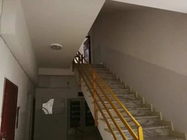 Tirane, shitet apartament 2+1 Kati 2, 82 m² 135000 € (Astir)