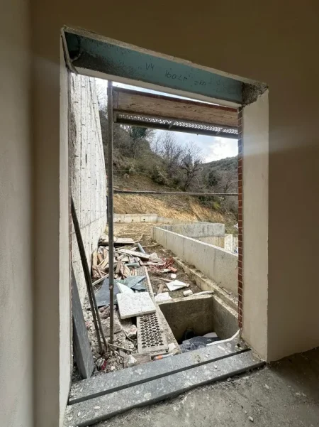 Tirane, shes apartament 2+1 Kati 1, 82 m² 191.000 € (kodra e diellit)