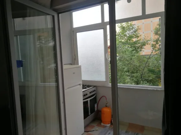 Tirane, shitet apartament 2+1 Kati 2, 82 m² 135000 € (Astir)