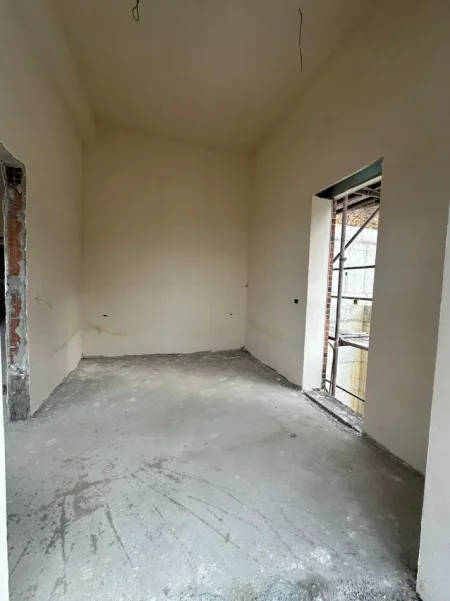 Tirane, shes apartament 2+1 Kati 1, 82 m² 191.000 € (kodra e diellit)