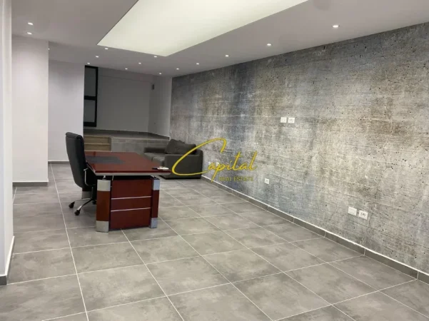 Tirane, jepet me qera ambjent biznesi Kati 0, 50 m² 600 € (RRUGA E DURRESIT)