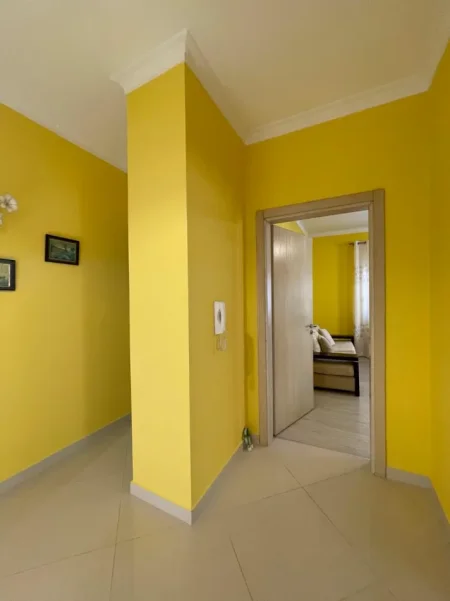 Tirane, jepet me qera apartament 2+1+Ballkon Kati 4, (Don Bosko)
