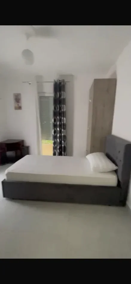 Tirane, jepet me qera apartament 2+1 Kati 5, 100 m² 600 € (5 MAJ)