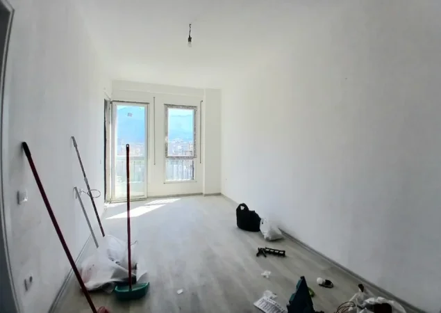 Tirane, jepet me qera apartament 1+1 Kati 7, 50 m² 400 € (5 Maj)
