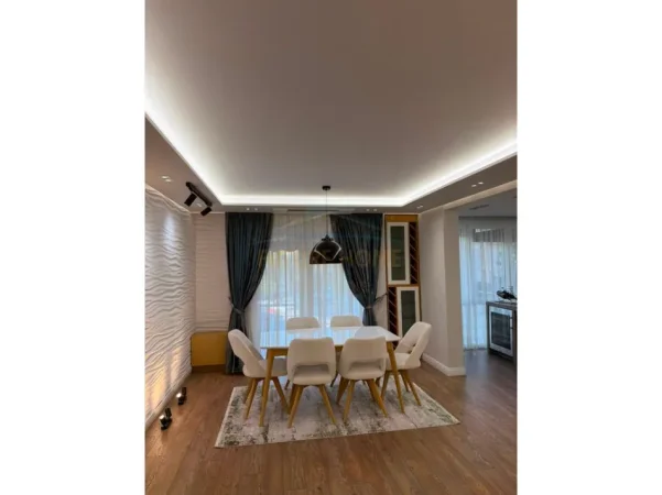Tirane, shitet apartament 2+1 Kati 2, 106 m² 25.500.000 € (Blloku Gintash)
