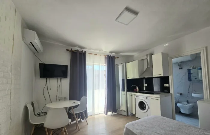 Tirane, jepet me qera garsoniere 1+1 Kati 4, 37 m² 440 € (21 Dhjetori)