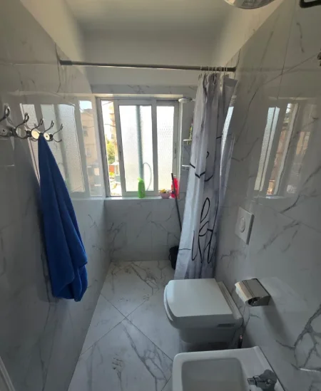 Tirane, jepet me qera garsoniere 1+1 Kati 4, 37 m² 440 € (21 Dhjetori)