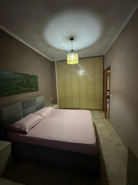 Tirane, shitet apartament 2+1 , 81 m² (Rruga Astrit Losha)