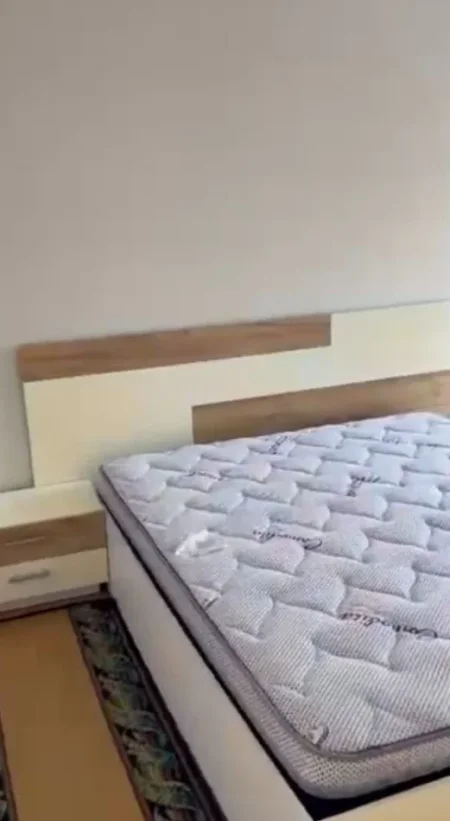 Tirane, jepet me qera apartament 1+1 , 70 m² 600 € (KOMPLEKSI MAGNET)