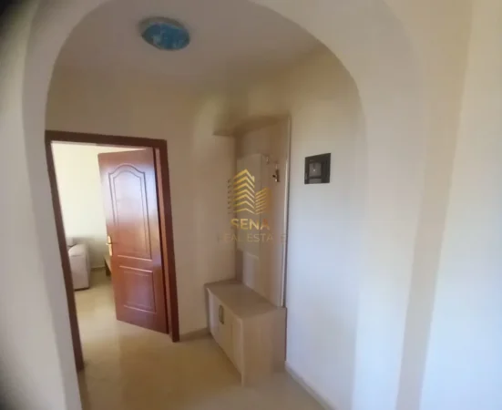 Tirane, jepet me qera apartament 1+1 Kati 2, 74 m² 420 € (Selite)