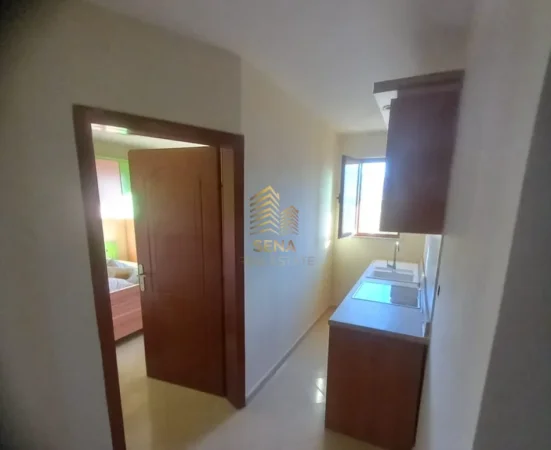 Tirane, jepet me qera apartament 1+1 Kati 2, 74 m² 420 € (Selite)
