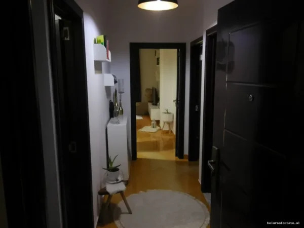 Tirane, shitet apartament 2+1+Ballkon Kati 1, 82 m² 144.050 € (Astir)