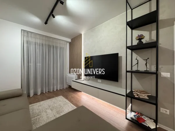 Tirane, jepet me qera apartament 1+1+Ballkon Kati 9, 74 m² 850 € (Tirana Garden Building, Rruga e Kavajës)