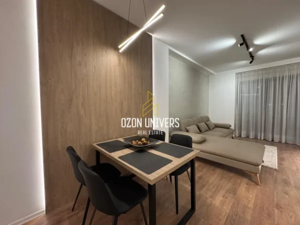 Tirane, jepet me qera apartament 1+1+Ballkon Kati 9, 74 m² 850 € (Tirana Garden Building, Rruga e Kavajës)