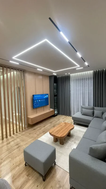 Tirane, jepet me qera apartament 2+1+Ballkon Kati 2, 120 m² 1.500 € (Liqeni i Thate)