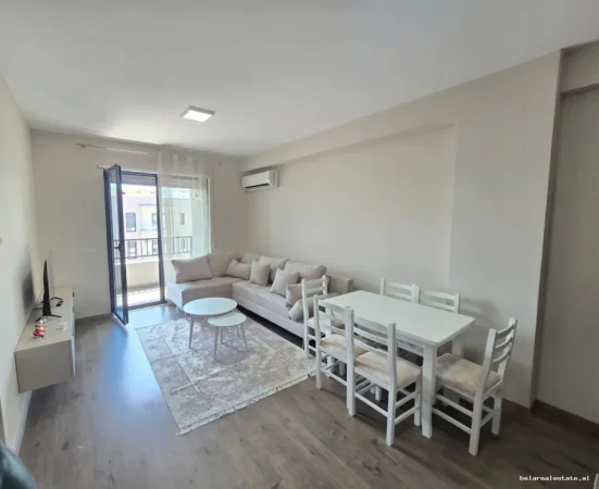 Tirane, jepet me qera apartament 2+1+Ballkon Kati 7, 100 m² 690 € (Porcelan)