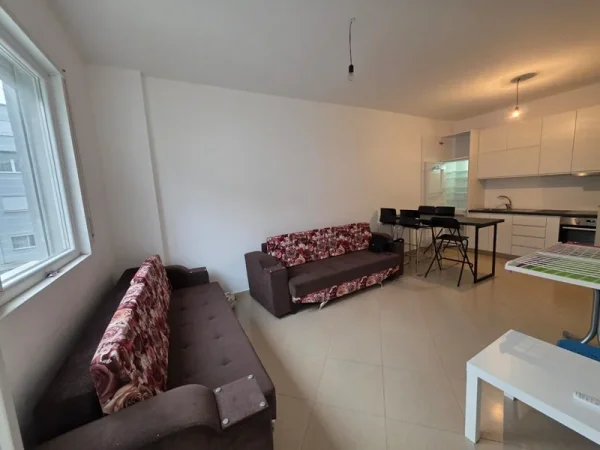 🏖️ SHITET APARTAMENT 1+1 NË SHËNGJIN – AFËR CORAL