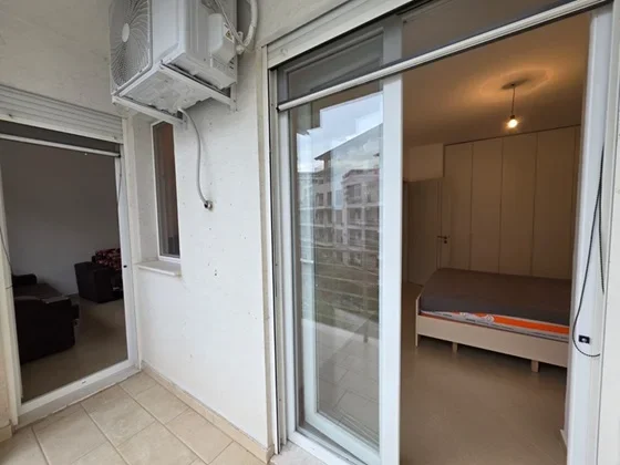 🏖️ SHITET APARTAMENT 1+1 NË SHËNGJIN – AFËR CORAL