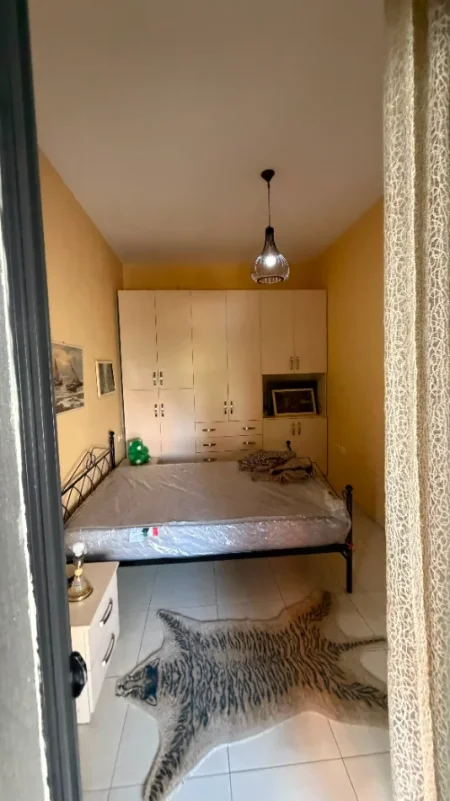 Tirane, jepet me qera Kati 2, 56 m² 450 € 
