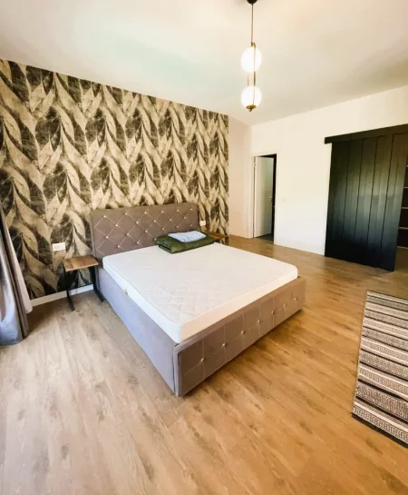 Tirane, shitet apartament 2+1+Aneks+Ballkon Kati 1, 100 m² 275.000 € (TEG)