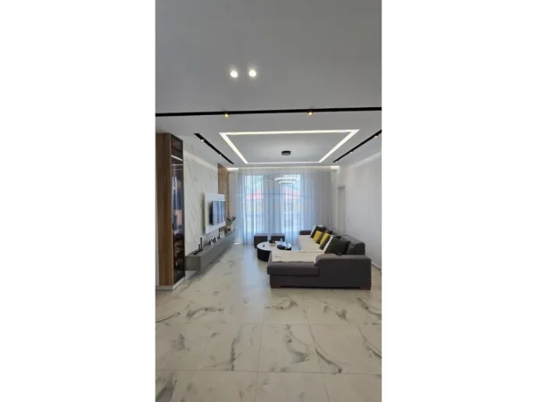 Tirane, shitet apartament 2+1 Kati 2, 109 m² 260.000 € (Sauk)
