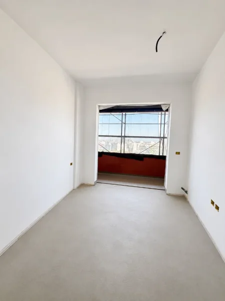 Tirane, shitet apartament 1+1+Ballkon Kati 7, 68 m² 202.000 € (Kompleksi Square21 Rruga e Kavajes)